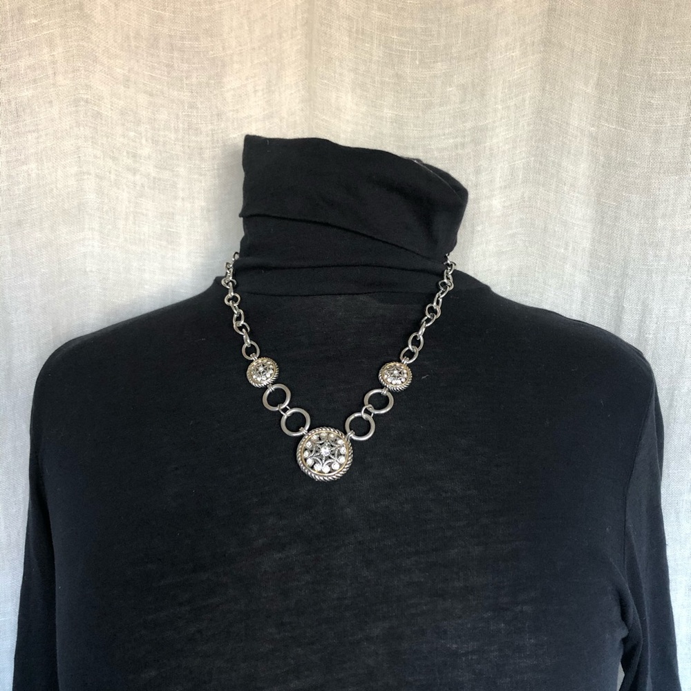 Women’s Necklace